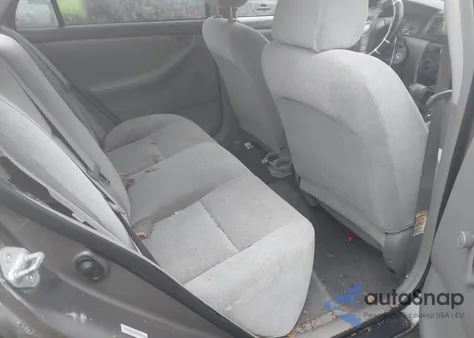 2004 Toyota Corolla Ce z USA, uszkodzony, nr VIN 1NXBR32E34Z268267